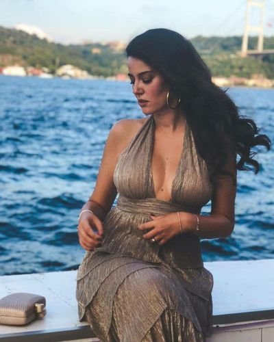 Pelin Akil seksi ifşa fotoğrafı 914