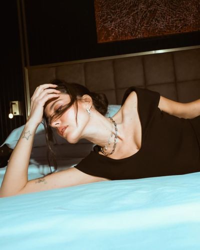 Pelin Akil seksi ifşa fotoğrafı 91