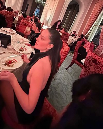 Pelin Akil seksi ifşa fotoğrafı 94