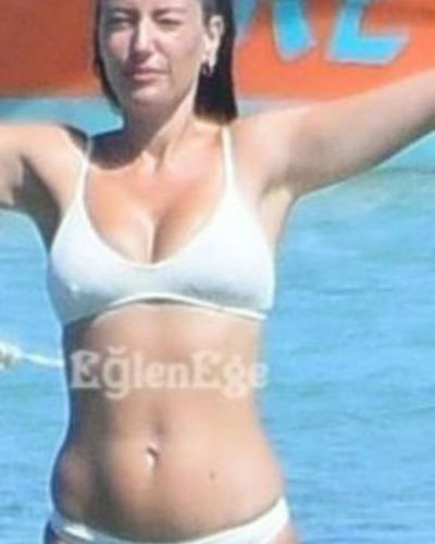 Pelin Akil seksi ifşa fotoğrafı 99