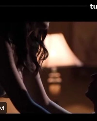Pelin Akil seksi ifşa fotoğrafı 31 — Tam Bir Centilmen (2024)