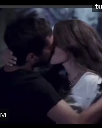 Pelin Akil seksi ifşa fotoğrafı 45 — Tam Bir Centilmen (2024)
