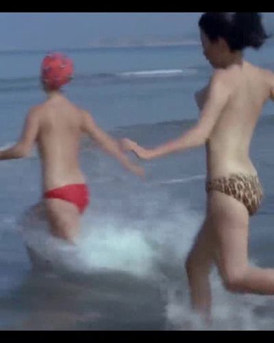 Perihan Savaş seksi ifşa fotoğrafı 12 — Çılgın Arzular (1974)