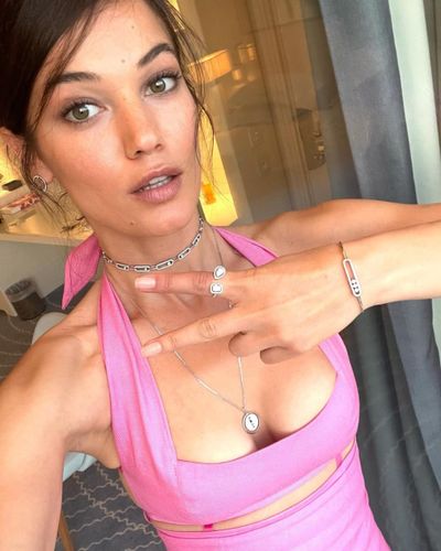 Pınar Deniz seksi ifşa fotoğrafı 270