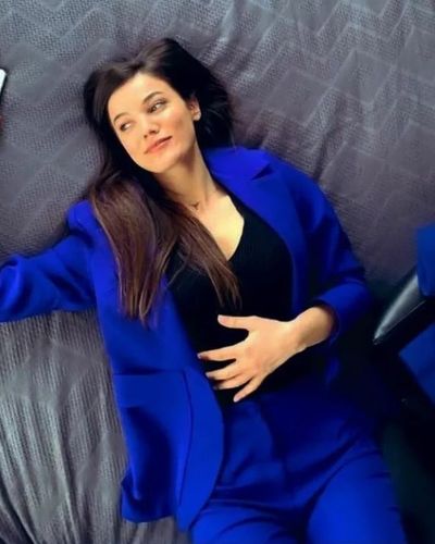 Pınar Deniz seksi ifşa fotoğrafı 350