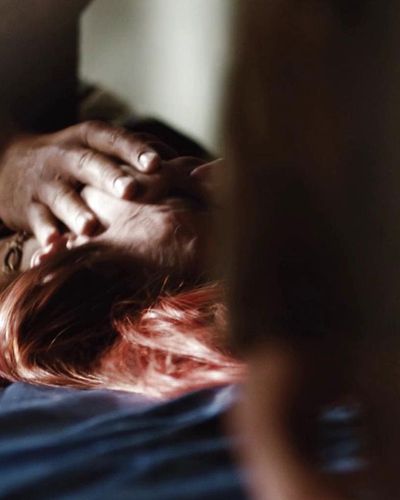 Saadet Aksoy seksi ifşa fotoğrafı 28 — Twice Born (2012)