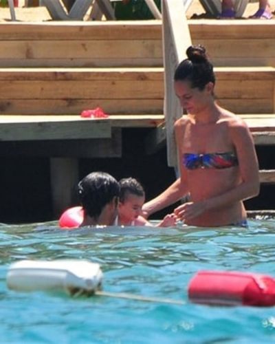 Sedef Avcı seksi ifşa fotoğrafı 156