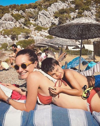 Sedef Avcı seksi ifşa fotoğrafı 196