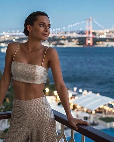 Sedef Avcı seksi ifşa fotoğrafı 94