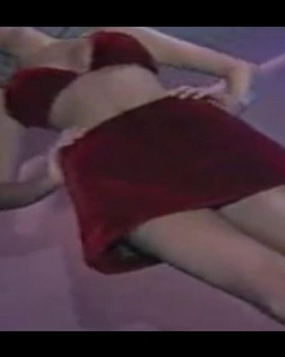 Selin Toktay Sexy Upskirt Video