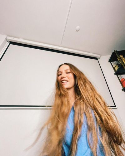 Serenay Sarıkaya seksi ifşa fotoğrafı 1029