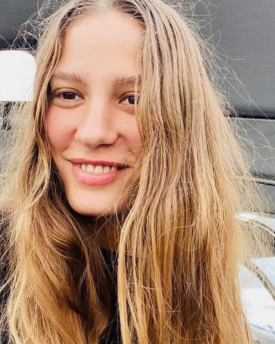 Serenay Sarıkaya seksi ifşa fotoğrafı 1036