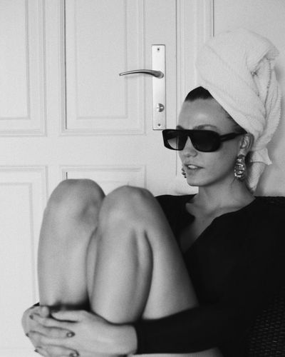 Serenay Sarıkaya seksi ifşa fotoğrafı 1051