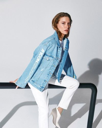 Serenay Sarıkaya seksi ifşa fotoğrafı 1083