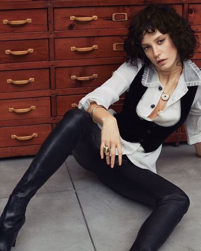 Serenay Sarıkaya seksi ifşa fotoğrafı 1088