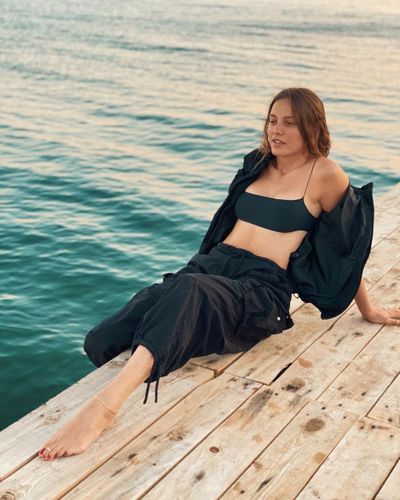Serenay Sarıkaya seksi ifşa fotoğrafı 1095