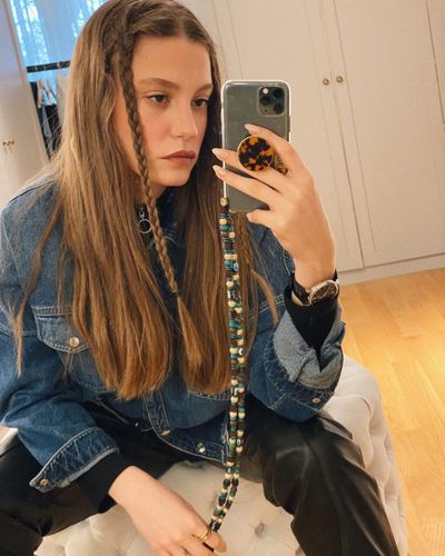 Serenay Sarıkaya seksi ifşa fotoğrafı 1146