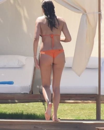 Serenay Sarıkaya seksi ifşa fotoğrafı 1148