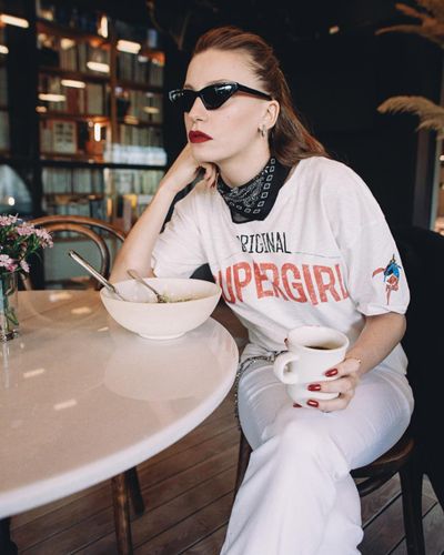 Serenay Sarıkaya seksi ifşa fotoğrafı 1179