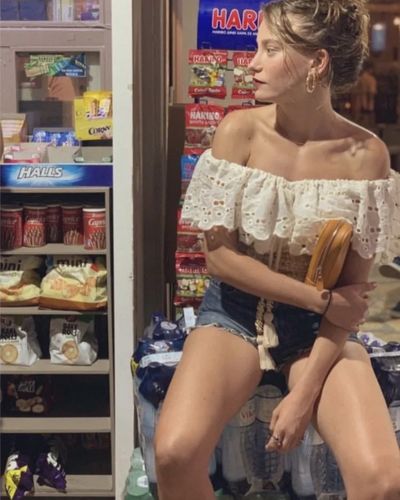 Serenay Sarıkaya seksi ifşa fotoğrafı 1202