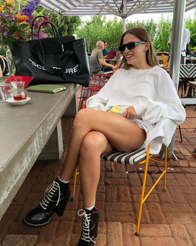 Serenay Sarıkaya seksi ifşa fotoğrafı 1209