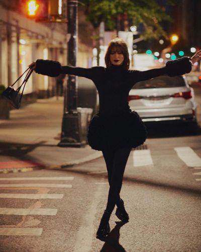 Serenay Sarıkaya seksi ifşa fotoğrafı 196
