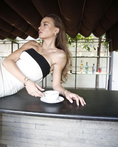 Serenay Sarıkaya seksi ifşa fotoğrafı 240