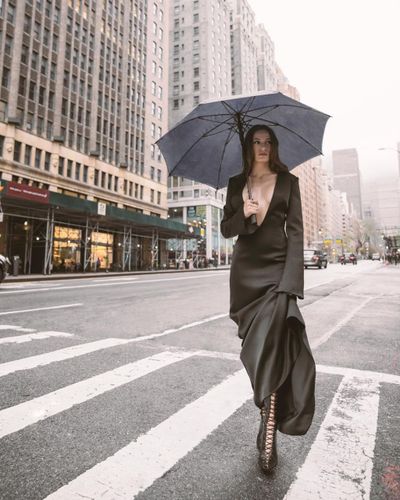 Serenay Sarıkaya seksi ifşa fotoğrafı 273