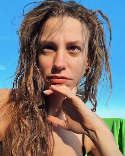Serenay Sarıkaya seksi ifşa fotoğrafı 279