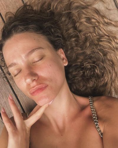 Serenay Sarıkaya seksi ifşa fotoğrafı 293