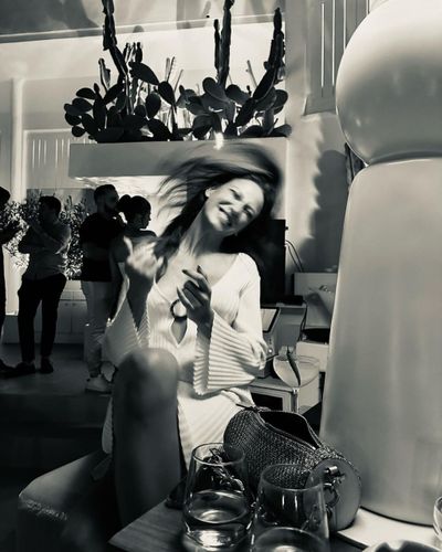 Serenay Sarıkaya seksi ifşa fotoğrafı 354
