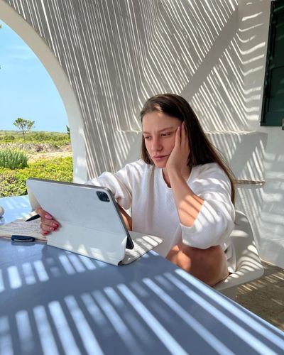 Serenay Sarıkaya seksi ifşa fotoğrafı 355