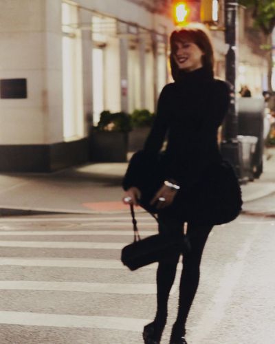 Serenay Sarıkaya seksi ifşa fotoğrafı 404