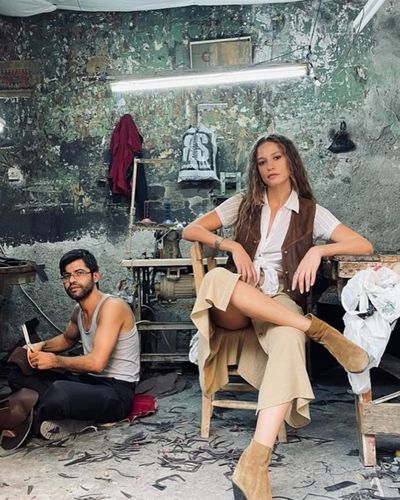 Serenay Sarıkaya seksi ifşa fotoğrafı 524