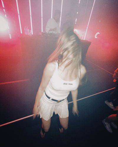 Serenay Sarıkaya seksi ifşa fotoğrafı 624