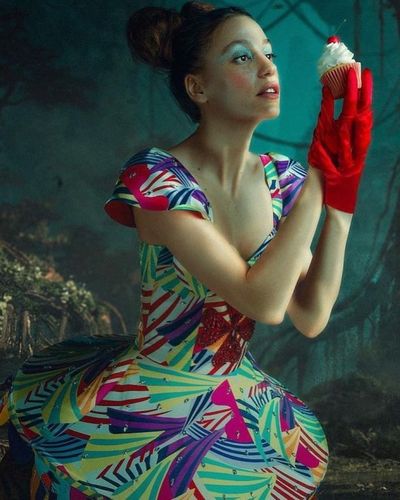 Serenay Sarıkaya seksi ifşa fotoğrafı 674
