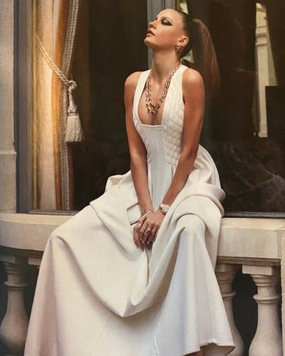 Serenay Sarıkaya seksi ifşa fotoğrafı 688