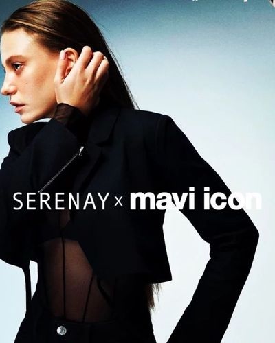 Serenay Sarıkaya seksi ifşa fotoğrafı 701