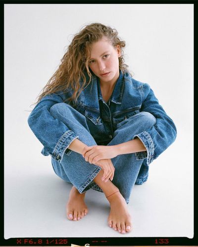 Serenay Sarıkaya seksi ifşa fotoğrafı 727