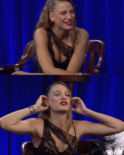 Serenay Sarıkaya seksi ifşa fotoğrafı 733