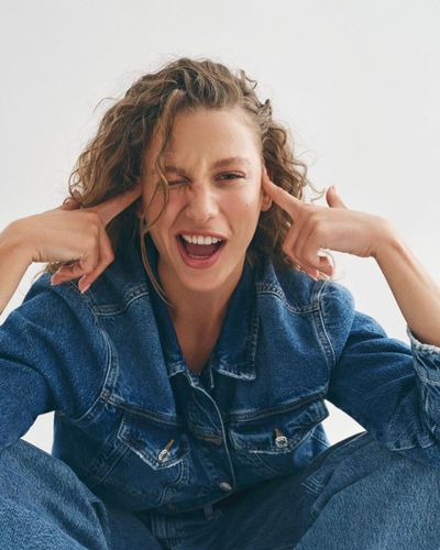 Serenay Sarıkaya seksi ifşa fotoğrafı 740