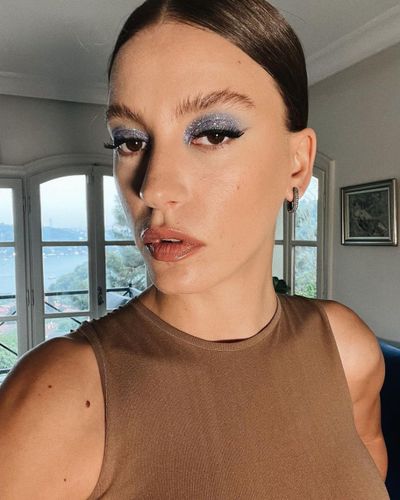 Serenay Sarıkaya seksi ifşa fotoğrafı 741