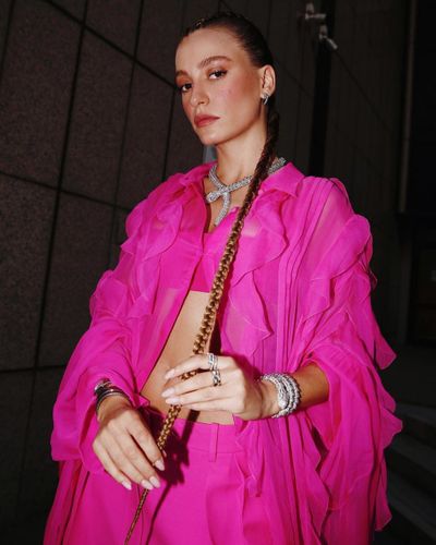 Serenay Sarıkaya seksi ifşa fotoğrafı 757