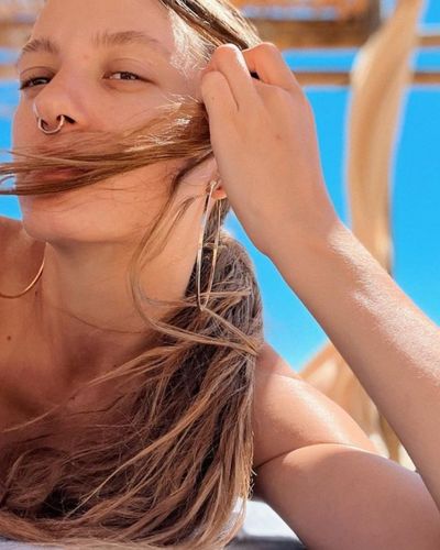 Serenay Sarıkaya seksi ifşa fotoğrafı 771