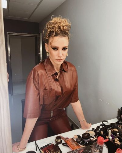 Serenay Sarıkaya seksi ifşa fotoğrafı 772