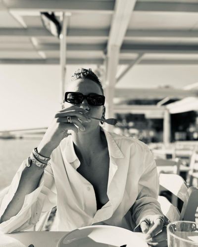 Serenay Sarıkaya seksi ifşa fotoğrafı 855