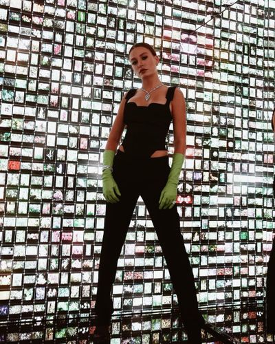 Serenay Sarıkaya seksi ifşa fotoğrafı 861