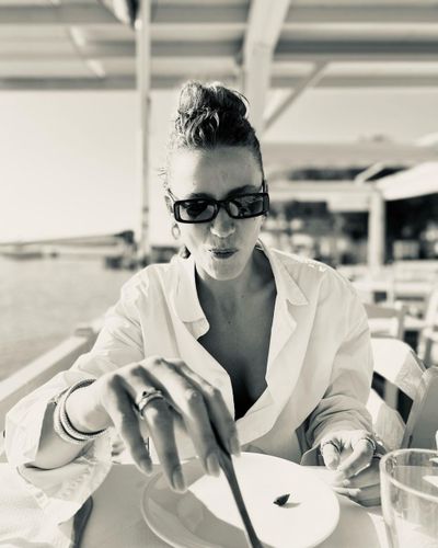 Serenay Sarıkaya seksi ifşa fotoğrafı 877
