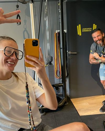 Serenay Sarıkaya seksi ifşa fotoğrafı 890