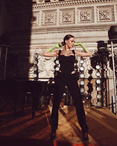 Serenay Sarıkaya seksi ifşa fotoğrafı 903